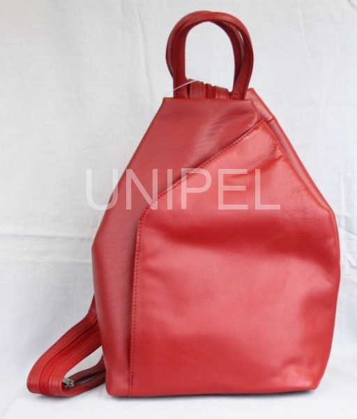 červený kožený batůžek - kabelka